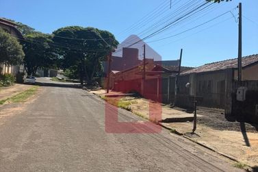 Terreno &agrave; venda - 245m&sup2; - Zona V