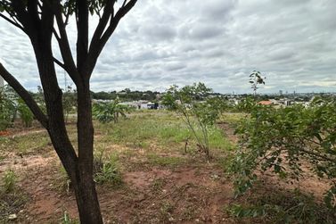 Terreno &agrave; venda - 214m&sup2; - JARDIM AEROPORTO