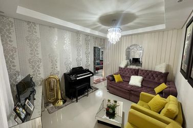 Casa &agrave; venda - 224m&sup2; - Jardim Birig&uuml;i