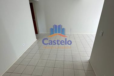 Apartamento &agrave; venda - 70m&sup2; - ZONA II