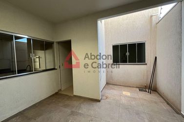 Casa para alugar - 120m&sup2; - Jardim Caravelle