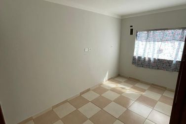 Casa &agrave; venda - 100m&sup2; - Parque San Remo