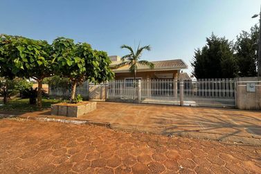 Ch&aacute;cara &agrave; venda - 444m&sup2; - ELISA