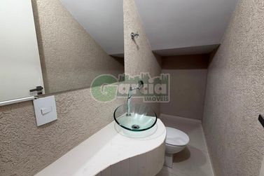 Sobrado para alugar - Zona III