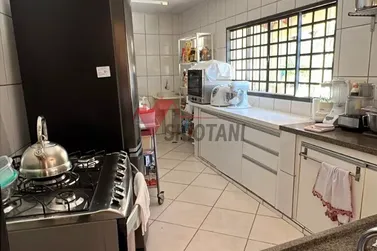 Casa &agrave; venda - Zona II