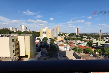 Apartamento &agrave; venda - 111m&sup2; - Zona I