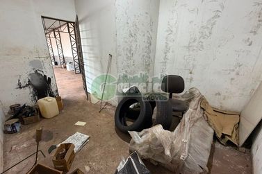 Sal&atilde;o Comercial para alugar - Zona II