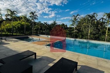 Terreno &agrave; venda - 246m&sup2; - Zona III