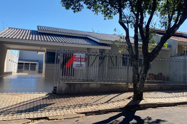 Casa &agrave; venda - 191m&sup2; - Parque Bandeirantes