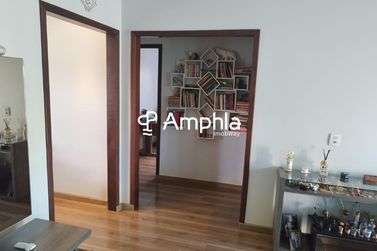 Casa &agrave; venda - 180m&sup2; - Centro