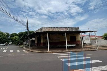 Sala Comercial &agrave; venda - 300m&sup2; - Zona V