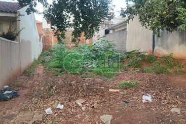 Terreno &agrave; venda - 184m&sup2; - Jardim San Martim