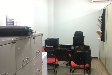 Sala Comercial &agrave; venda - 65m&sup2; - ZonaI
