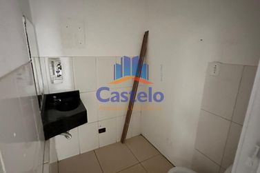 Sal&atilde;o Comercial para alugar - 33m&sup2; - ZONA II