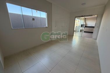 Casa para alugar - Jardim Cima