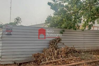Terreno &agrave; venda - 522m&sup2; - Zona IV