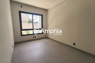 Casa &agrave; venda - 306m&sup2; - Tropical