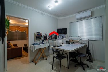 Casa &agrave; venda - 220m&sup2; - Parque  Bandeirantes