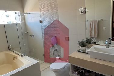 Casa &agrave; venda - 332m&sup2; - Zona I