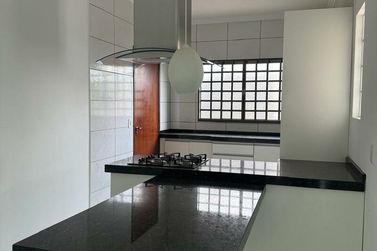 Casa &agrave; venda - 100m&sup2; - Jardim Tamoio