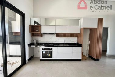 Casa para alugar - 182m&sup2; - Paysage Essenza Condom&iacute;nio