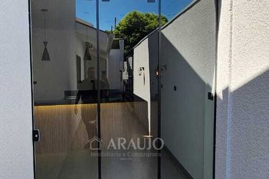 Casa &agrave; venda - 135m&sup2; - Jardim Alphaville