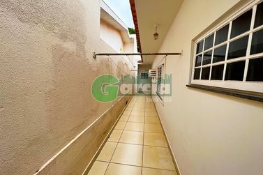 Casa &agrave; venda - 360m&sup2; - Jardim Harmonia