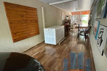 Casa &agrave; venda - 140m&sup2; - Zona I-A