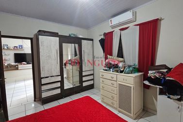 Casa &agrave; venda - 207m&sup2; - JARDIM IGUACU