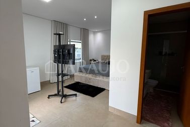 Sobrado &agrave; venda - 210m&sup2; - JARDIM ALPHAVILLE