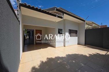 Casa &agrave; venda - 140m&sup2; - Jardim Imperial