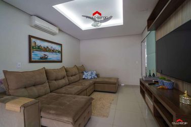 Sobrado &agrave; venda - 225m&sup2; - Jardim Petr&oacute;polis