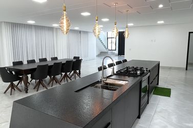 Sobrado &agrave; venda - 360m&sup2; - Condom&iacute;nio Royal Garden