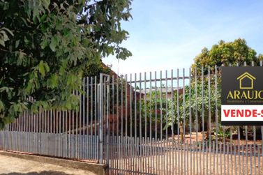 Casa &agrave; venda - 90m&sup2; - Parque Tarum&atilde;