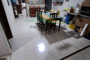 Casa &agrave; venda - 106m&sup2; - JARDIM CASTELO BRANCO