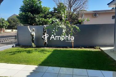 Casa &agrave; venda - 200m&sup2; - Centro