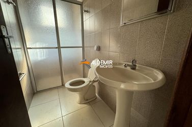 Casa &agrave; venda - 99m&sup2; - Zona 2 A