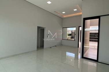 Casa &agrave; venda - 110m&sup2; - Jardim Cima