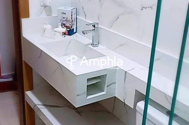 Casa &agrave; venda - 60m&sup2; - Esmeralda