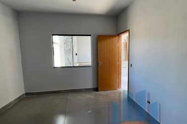 Sal&atilde;o Comercial &agrave; venda - 355m&sup2; - Zona V