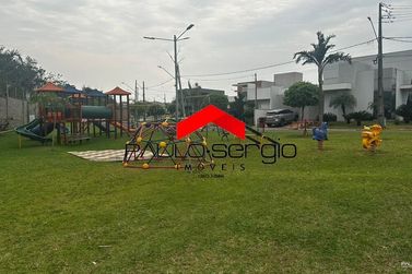 Terreno &agrave; venda - 378m&sup2; - EURO PARK