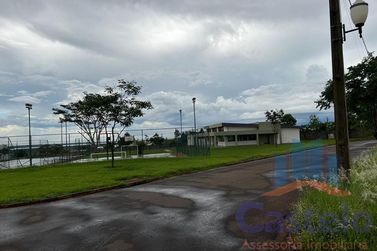 Terreno &agrave; venda - 270m&sup2; - Centro