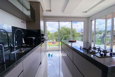 Sobrado &agrave; venda - 260m&sup2; - Jardim Alphavile