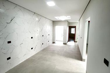 Casa &agrave; venda - 135m&sup2; - Jardim Imigrantes