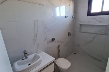 Casa &agrave; venda - 153m&sup2; - CONDOM&Iacute;NIO PAYSAGE ASSENZA