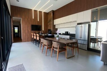 Casa &agrave; venda - 190m&sup2; - Jardins de Versailles