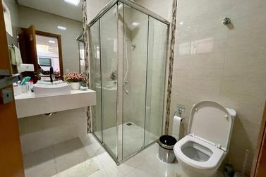 Casa &agrave; venda - 338m&sup2; - ZONA I