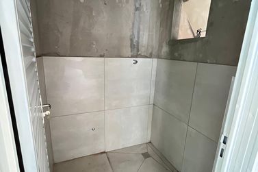 Sal&atilde;o Comercial &agrave; venda - 201m&sup2; - Jardim Aeroporto II