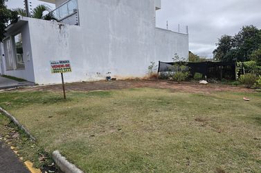 Terreno &agrave; venda - 177m&sup2; - JARDIM TUPAN
