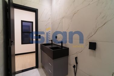 Casa &agrave; venda - 375m&sup2; - Zona VII